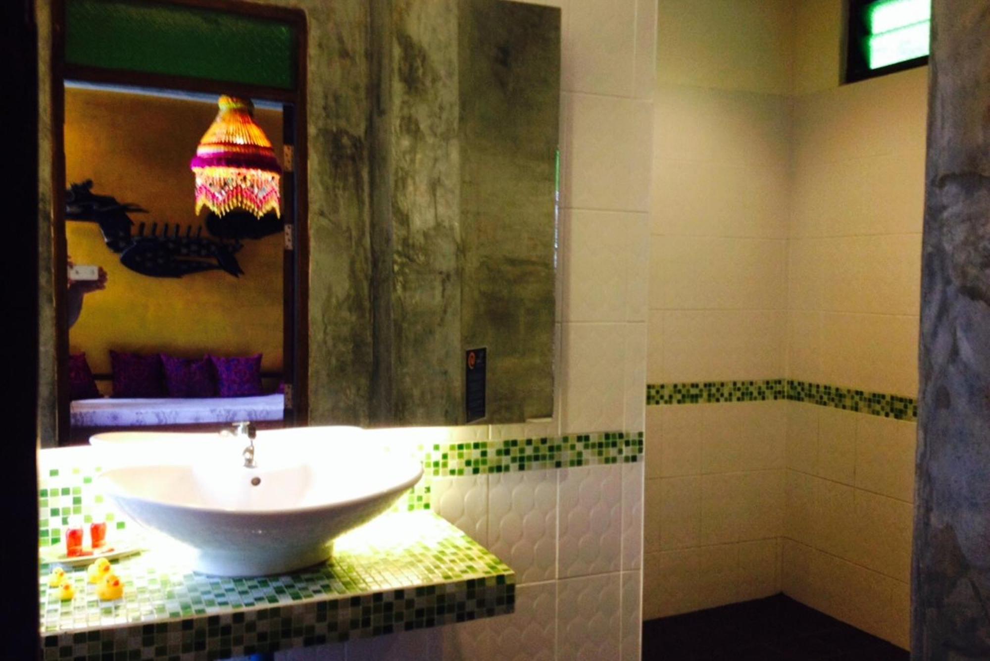 פאי Soi One Boutique Bedrooms מראה חיצוני תמונה