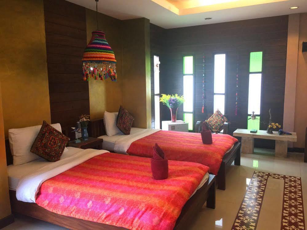 פאי Soi One Boutique Bedrooms מראה חיצוני תמונה