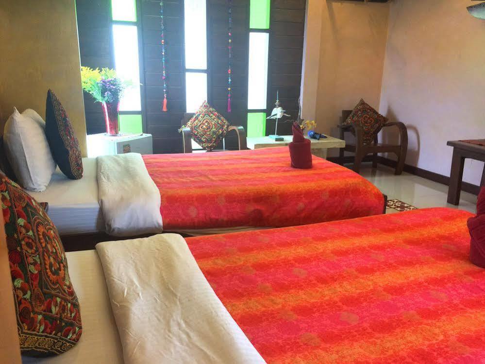 פאי Soi One Boutique Bedrooms מראה חיצוני תמונה