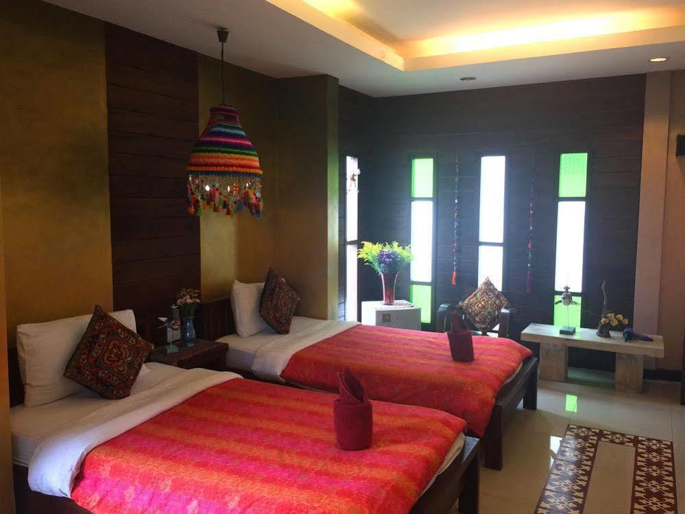 פאי Soi One Boutique Bedrooms מראה חיצוני תמונה