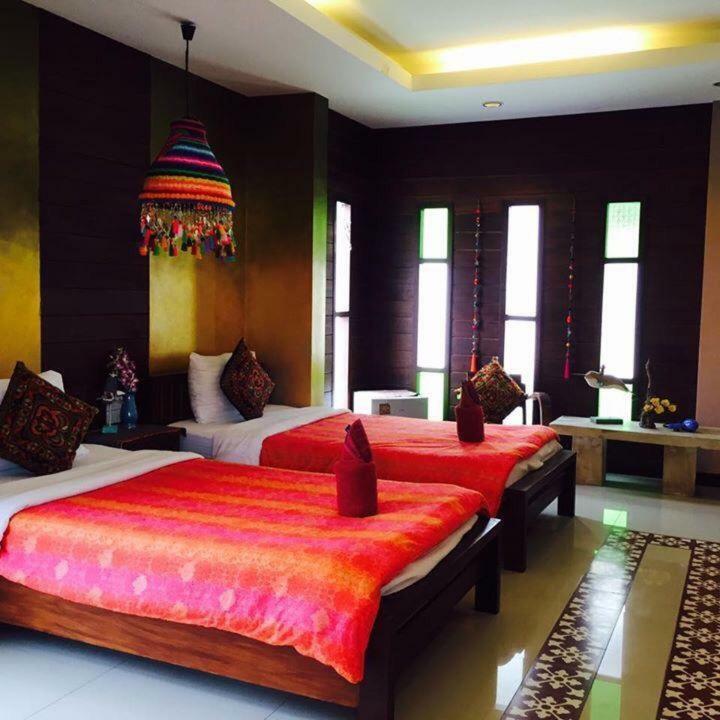 פאי Soi One Boutique Bedrooms מראה חיצוני תמונה